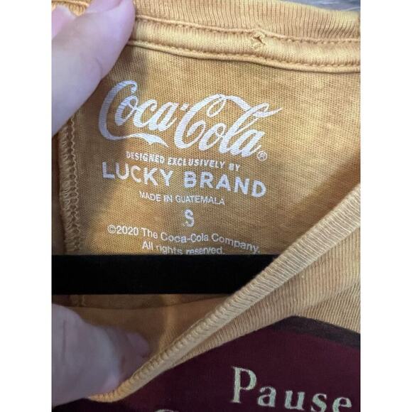 Coca Cola Coke Tee-Shirt Lucky Brand Aviator Girl Vintage Print Yellow Sz Small - Picture 5 of 5